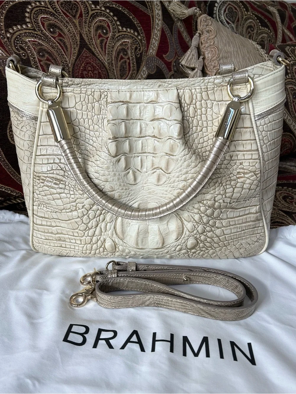 Brahmin Ruby Melbourne Satchel in EUC
